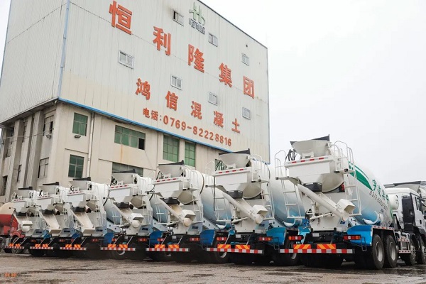 陜汽&凌宇攪拌車(chē)交付客戶