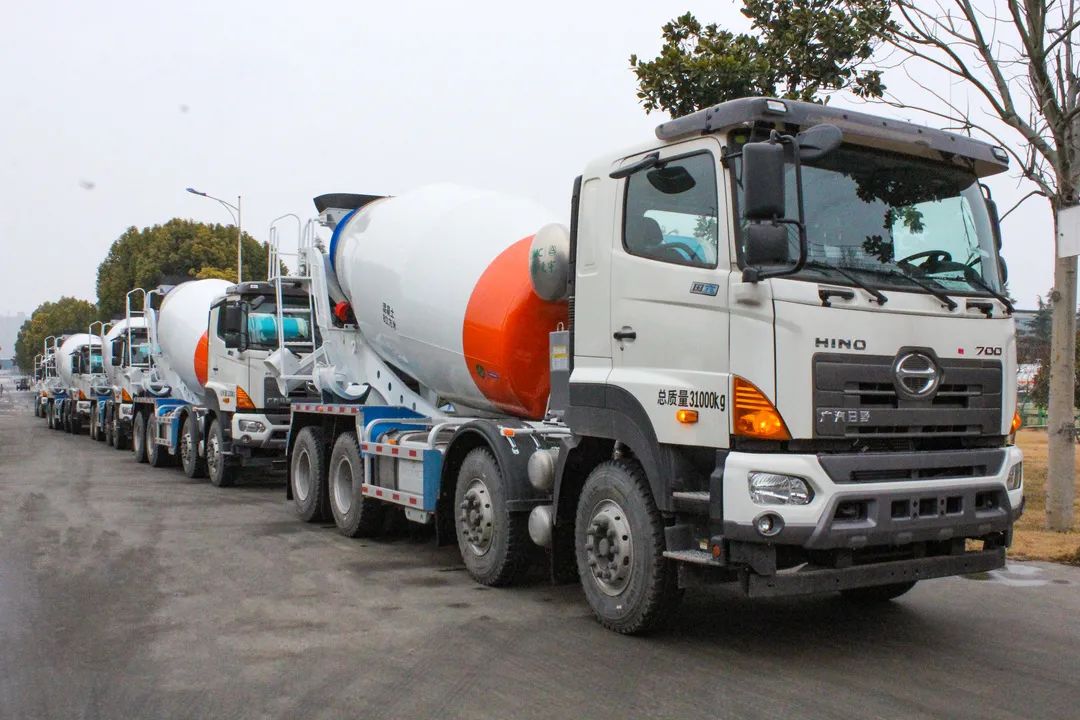 草長鶯飛二月天，凌宇攪拌赴前線！