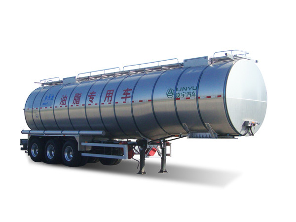 化工液體運(yùn)輸車是否有安全保障？