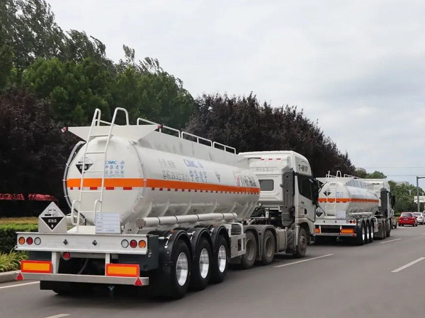 貴州新客戶一次性下單10臺(tái)車，凌宇液罐在業(yè)內(nèi)是真香……