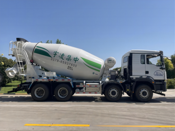 【發(fā)車新聞】陜汽&凌宇攪拌車跨越萬(wàn)里，南下交付