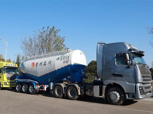 這個冬天玩轉“色彩穿搭”，凌宇多彩粉罐向黔出發(fā)