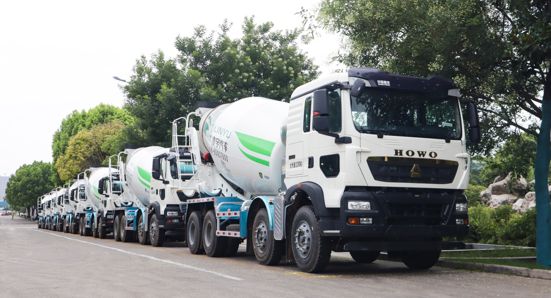 盛夏驕陽似火，凌宇交車繁忙！