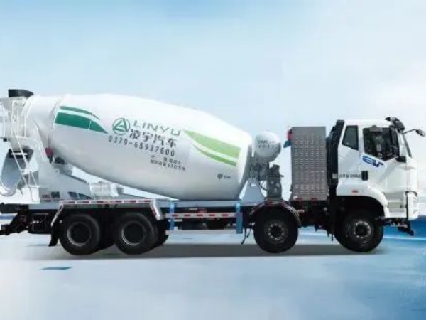 卡友購車選誰好？聽聽DeepSeek的大實話！